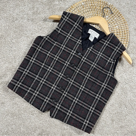 Petite Sophisticate Vintage 90s Wool Blend Cropped Vest Plaid Academia in Gray 6 - Picture 1 of 10